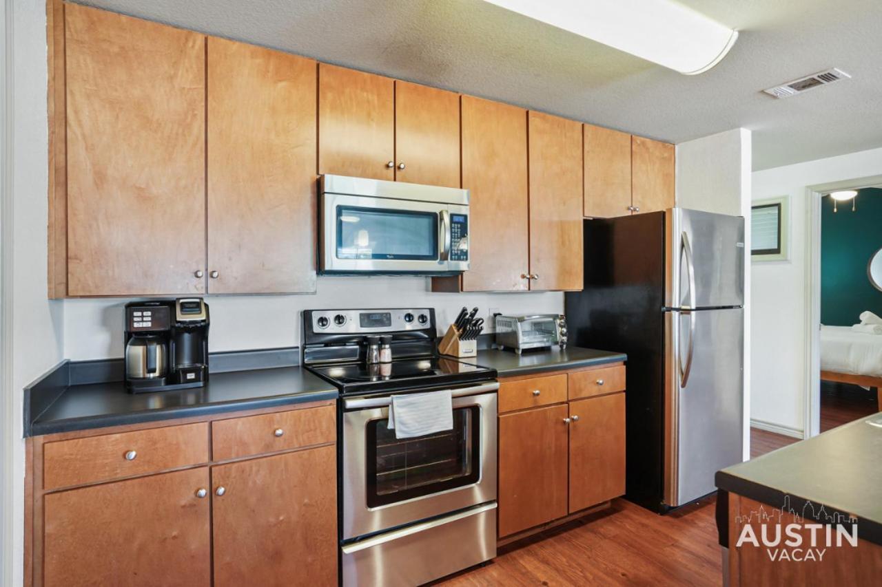 Apartament Stylish 4Br With Smart Tv And Free Garage Parking Austin Zewnętrze zdjęcie